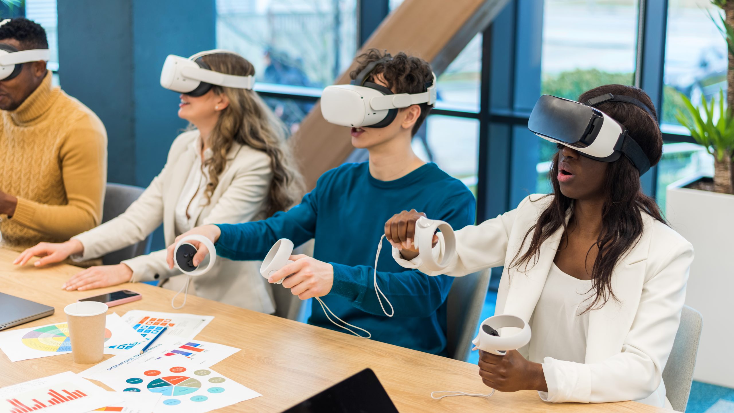 The Power Duo: Exploring the Benefits of AR VR Training